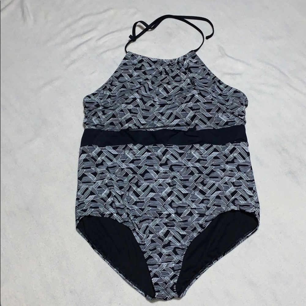 Plus size swim suit